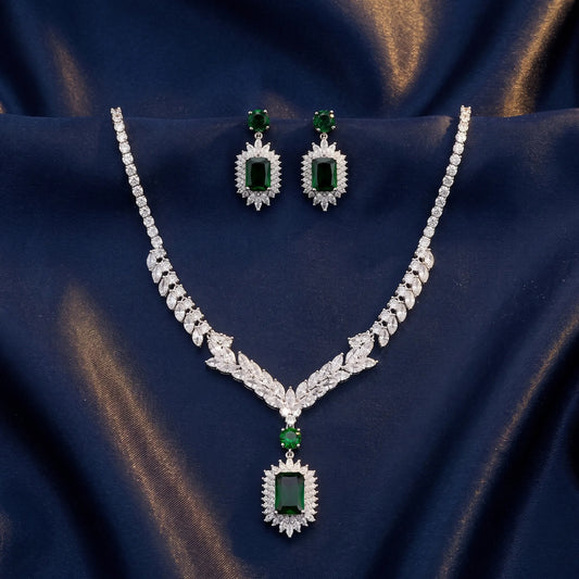 Emerald Crest Set