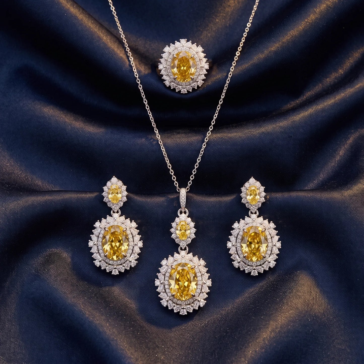 Regal Halo Set