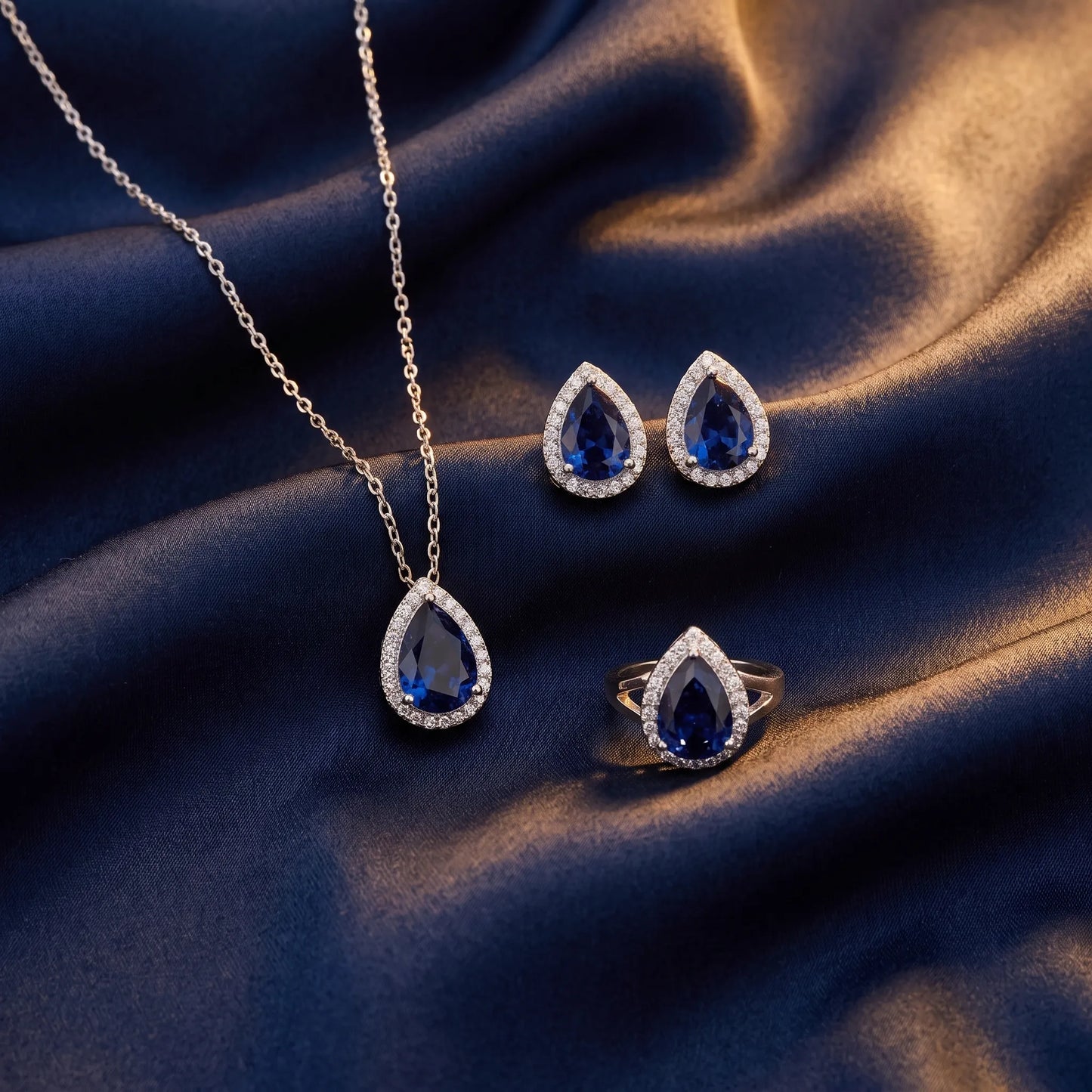 Luna Teardrop Set