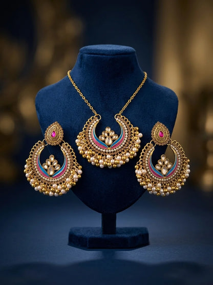 Elara Crescent Set