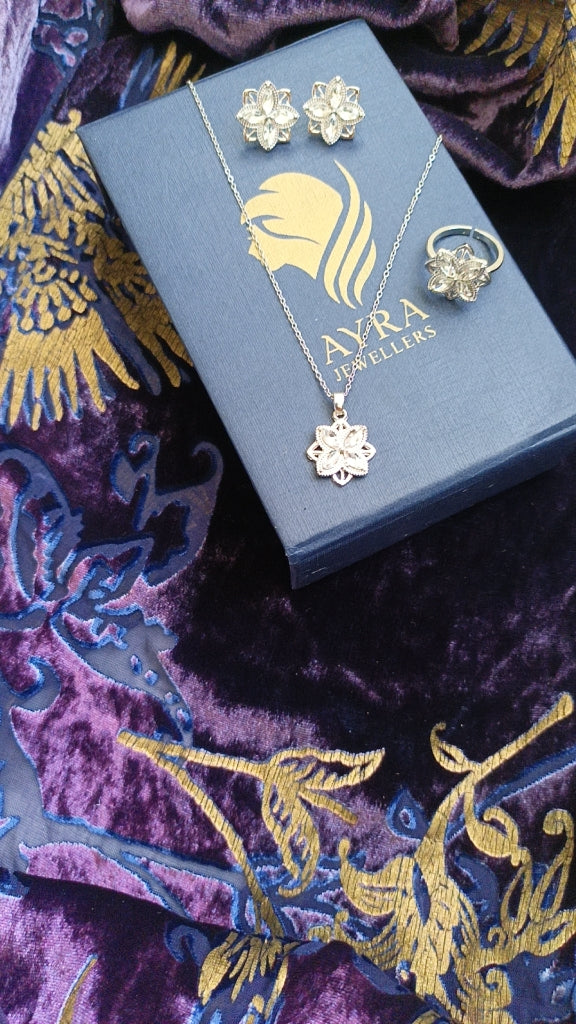 Crystal Dahlia Set