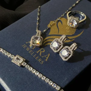 Icy Luxe Set