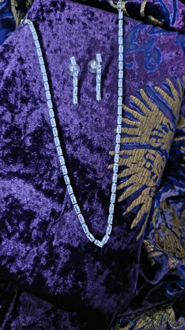 Luminous V Set - Image 4